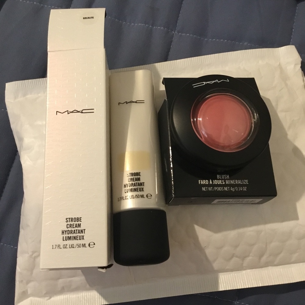 NWT Brand New Mac Strobe Cream Hydrant Mineralized Blush- Happy- Go - Lucky Bund